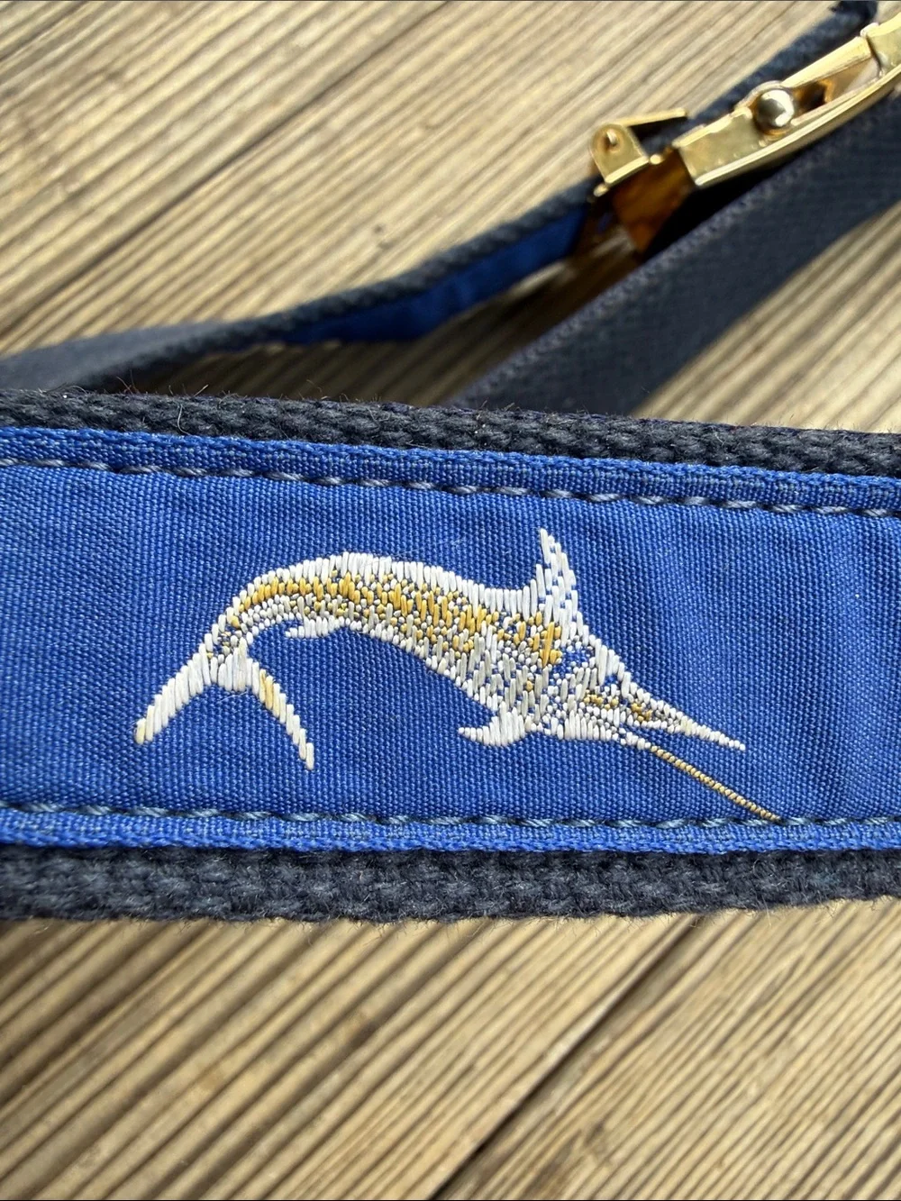 N/A woven blue